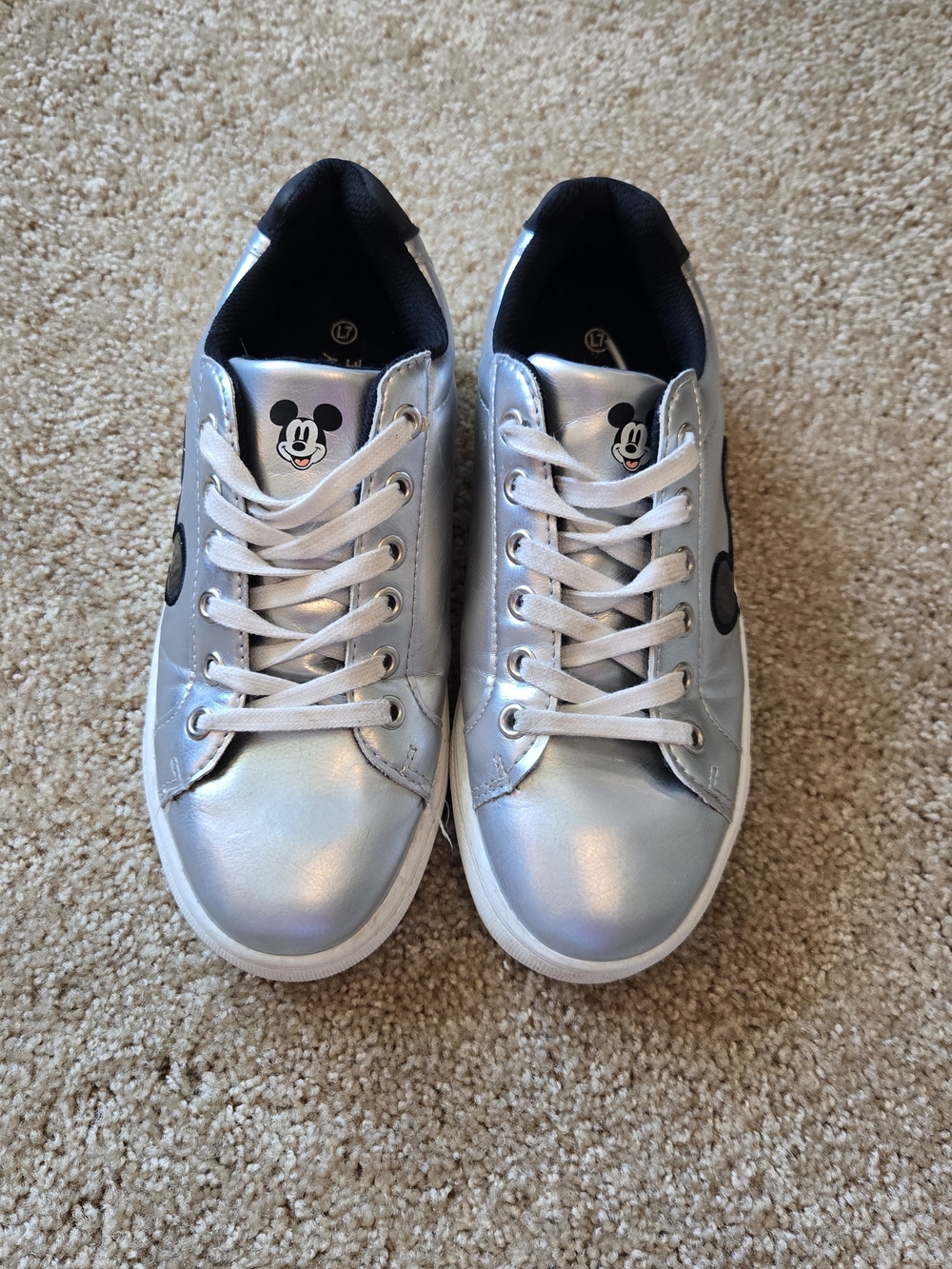 Women's Sz.7, Metallic Silver DISNEY-MICKEY MOUSE Accent,Lace-Up Sneakers